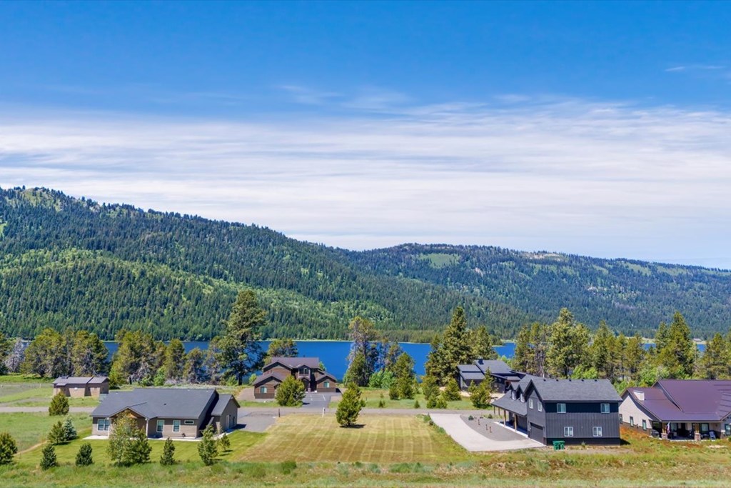 13140 Hawks Bay Road, Unit 24 Donnelly, ID 83615 - Photo 10 of 26