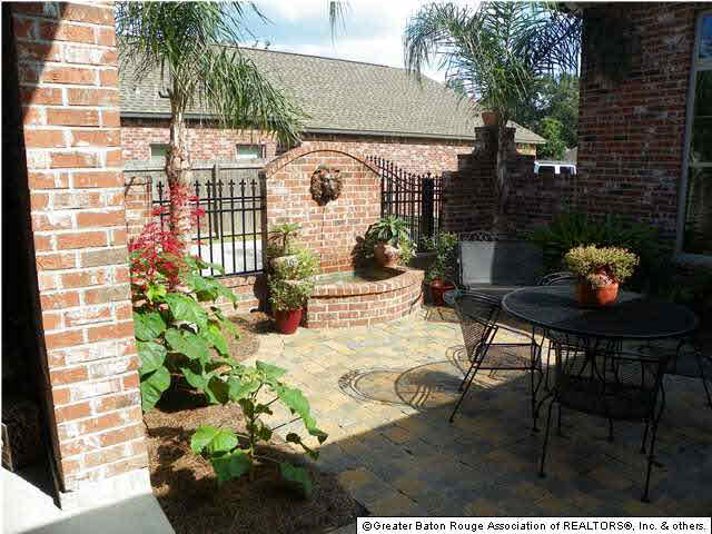 15903 Parkside Court Baton Rouge, LA 70817 - Photo 8 of 32 Gallery Image 8