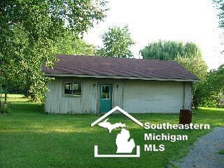12006 Jackman Road Temperance, MI 48182 - Photo 4 of 33 592751-3.JPG
