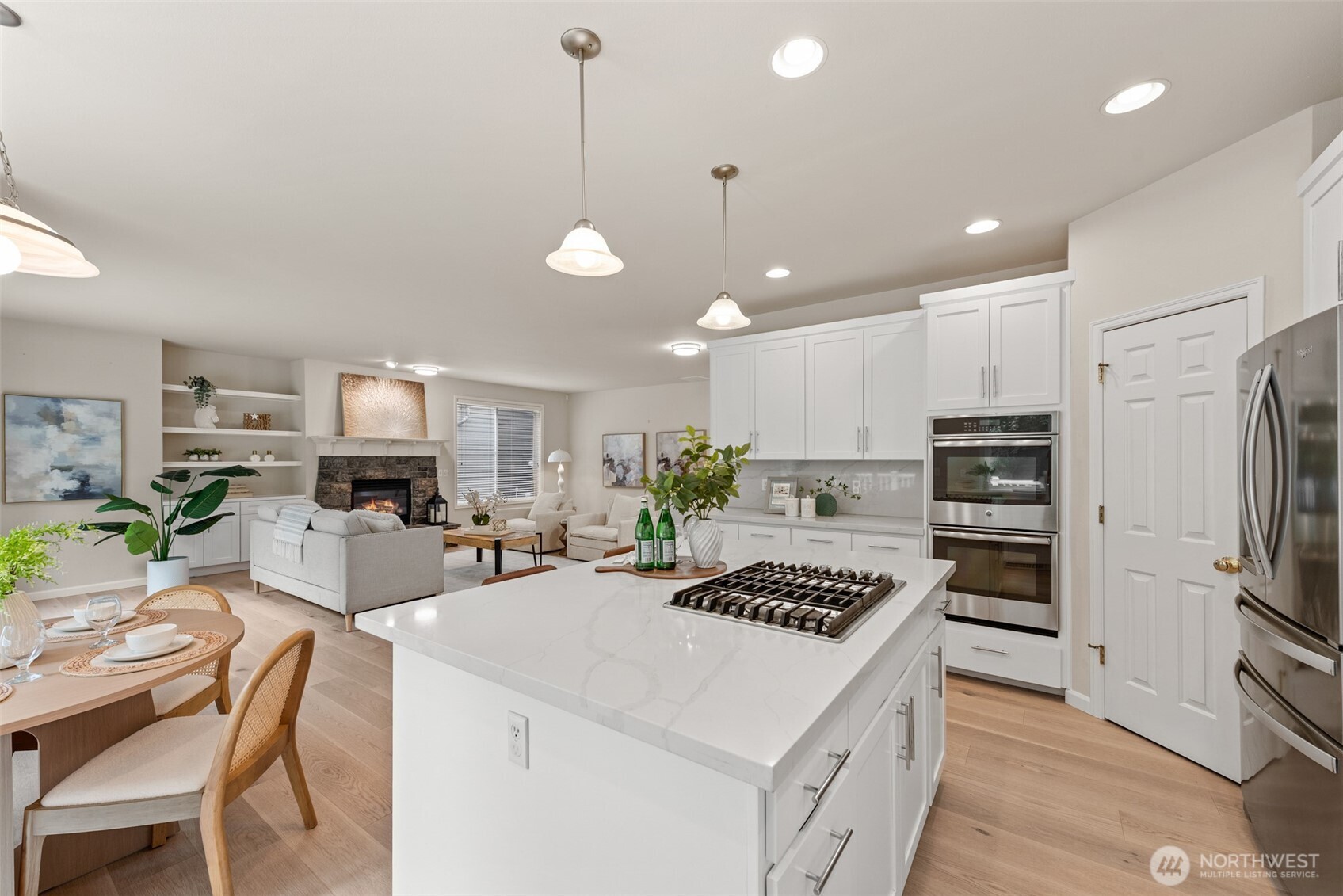 9118 Northeast 160th Place Bothell, WA 98011 - Photo 8 of 33