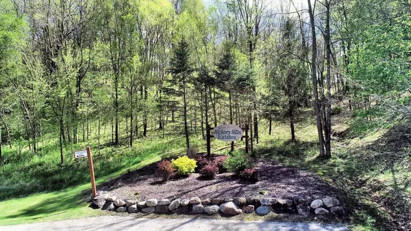 $34,000 | 31 Eagles Nest, Baraboo, WI 53913