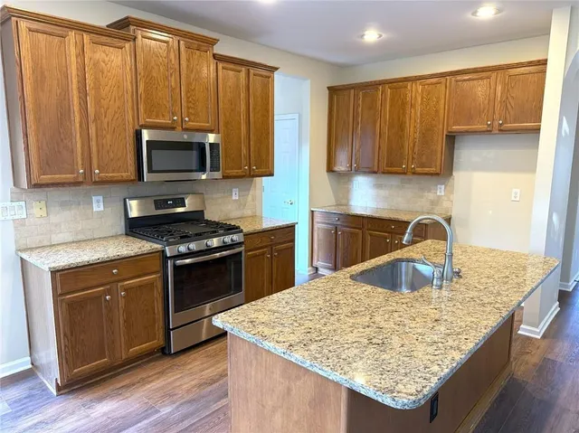 $610,000 | 310 Bloomfield Court, Roswell, GA 30075