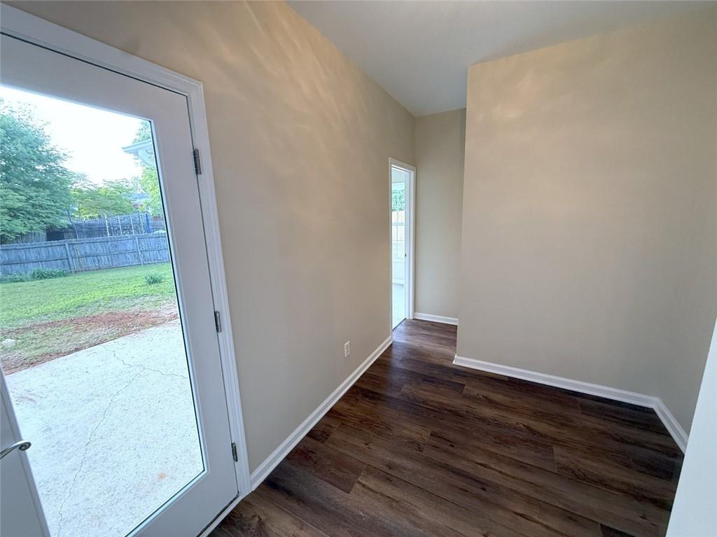 310 Bloomfield Court Roswell, GA 30075 - Photo 15 of 39