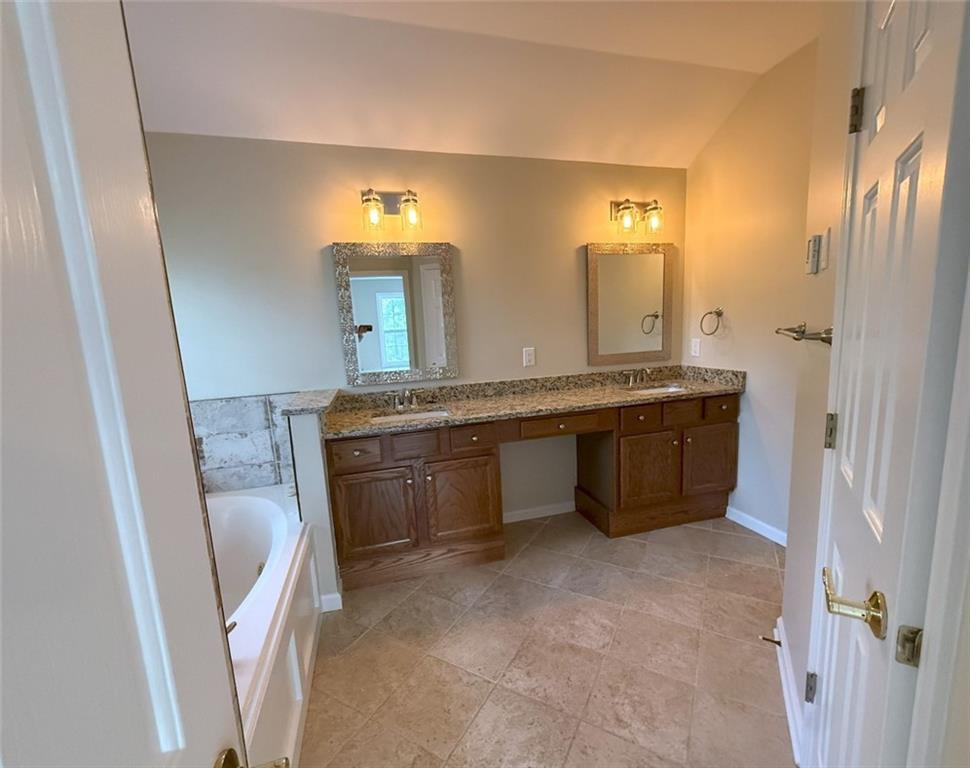 310 Bloomfield Court Roswell, GA 30075 - Photo 29 of 39