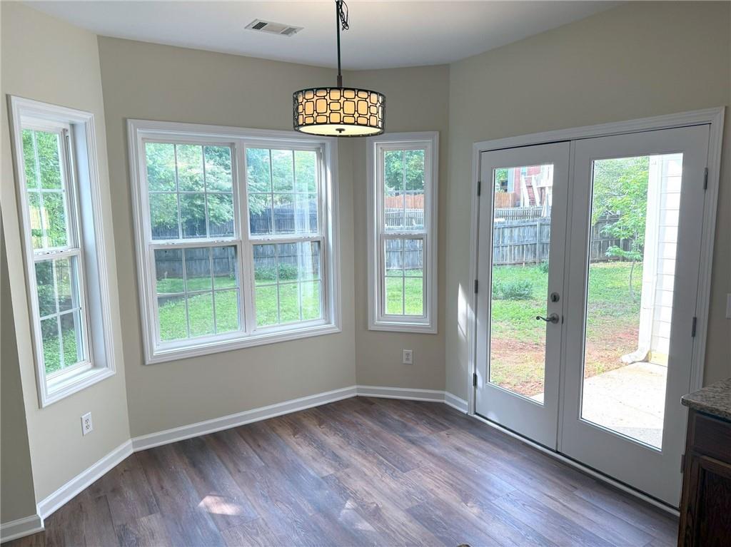 310 Bloomfield Court Roswell, GA 30075 - Photo 9 of 39