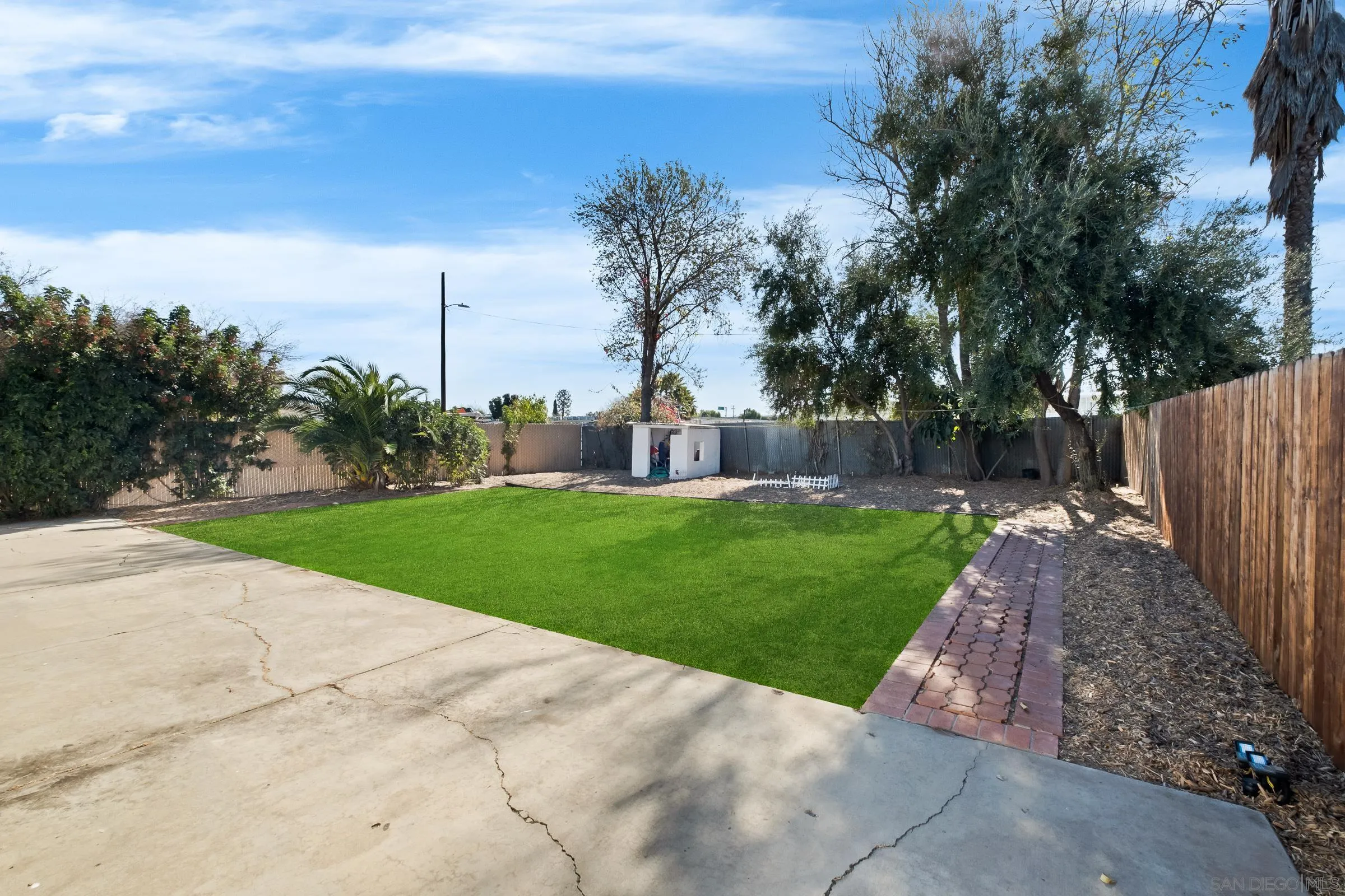 9651 Maccool Lane Santee, CA 92071 - Photo 25 of 32 a view of a park with large trees