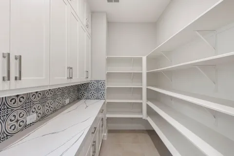 $725,000 | 15834 Moran Meadow Street, Conroe, TX 77302