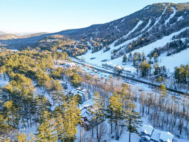 $235,000 | 8 J River Run Drive, Unit J, Bartlett, NH 03812