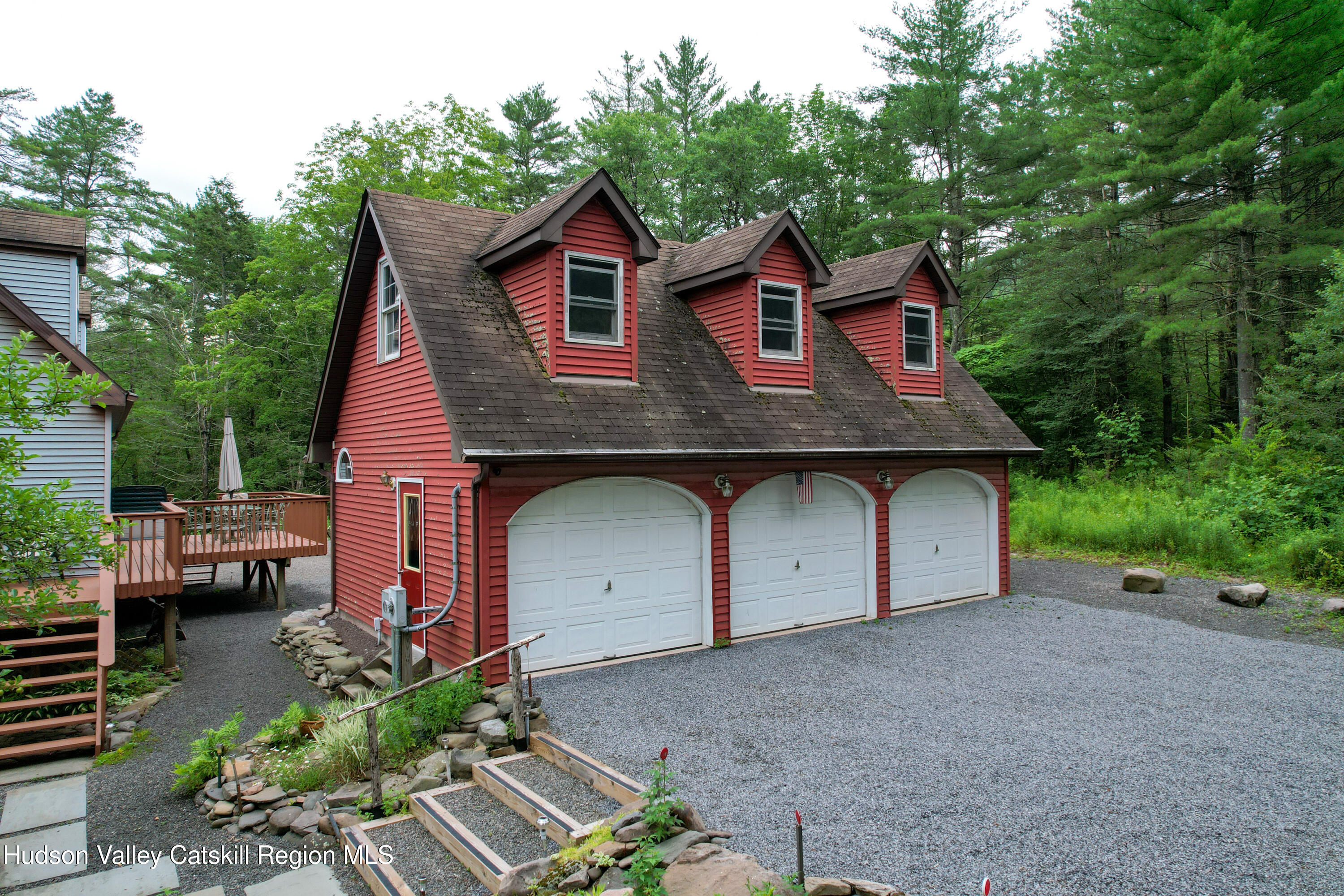 68 Garfield Road Phoenicia, NY 12464 - Photo 6 of 43 a front view of a house with a garden