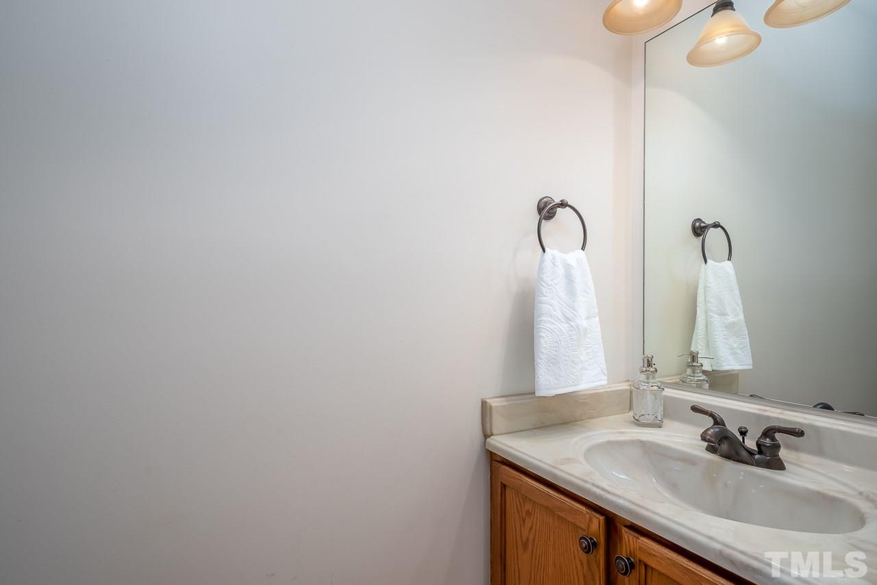 2121 Woodwyck Way Raleigh, NC 27604 - Photo 13 of 29