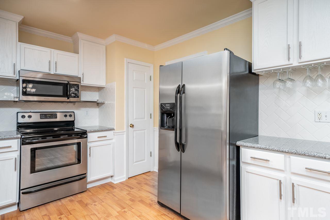 2121 Woodwyck Way Raleigh, NC 27604 - Photo 6 of 29