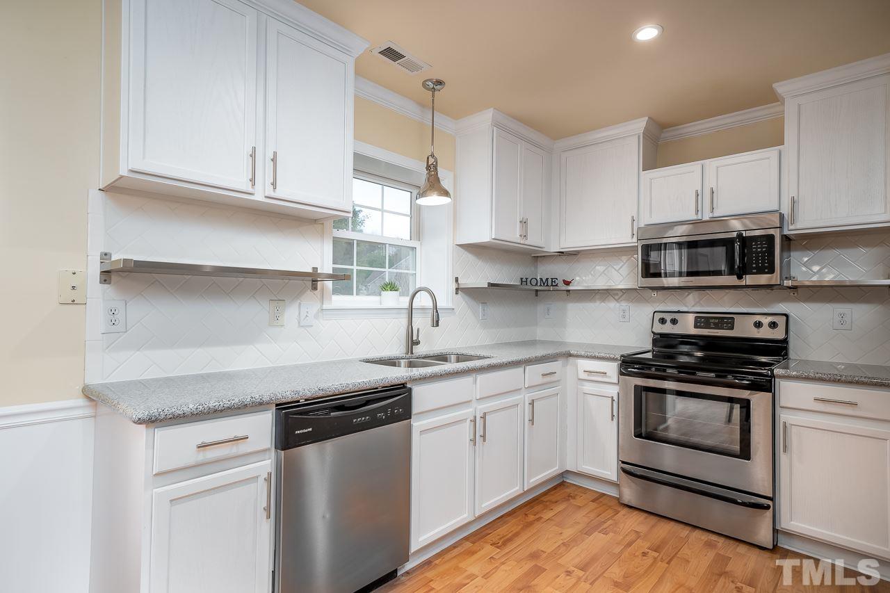 2121 Woodwyck Way Raleigh, NC 27604 - Photo 7 of 29
