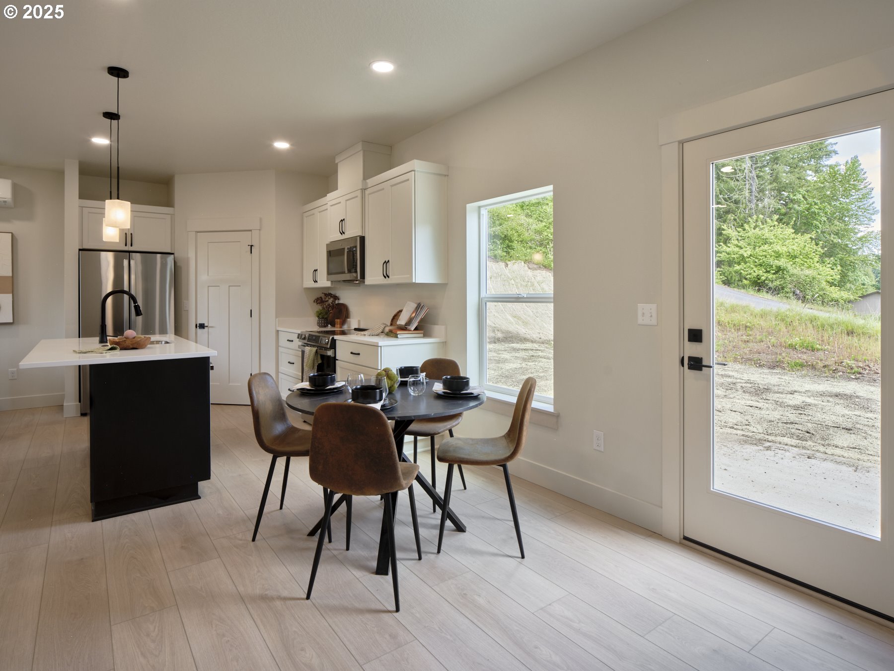 117 Witherbee Road Kelso, WA 98626 - Photo 22 of 47 Dining Area