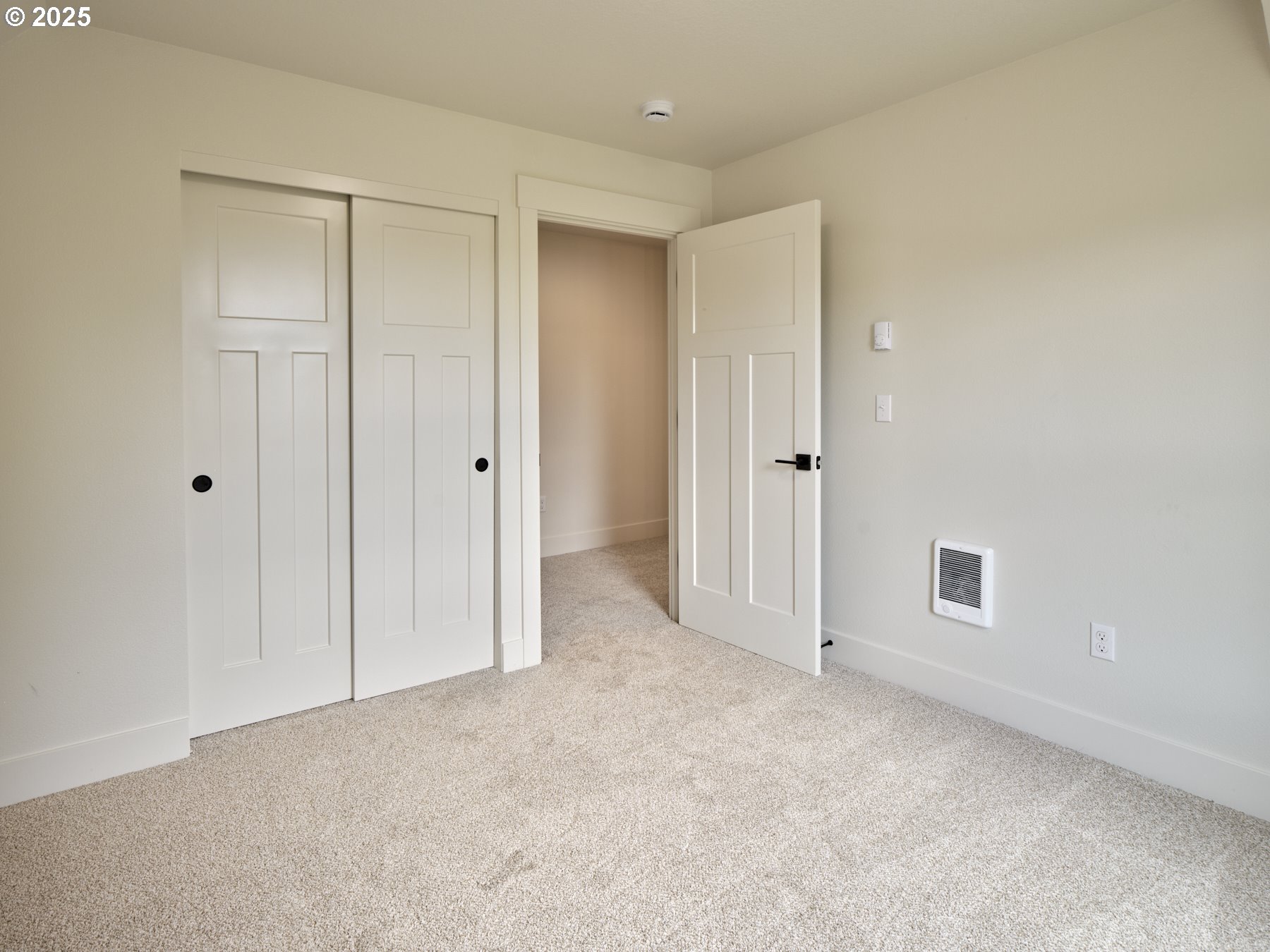 117 Witherbee Road Kelso, WA 98626 - Photo 36 of 47 Bedroom