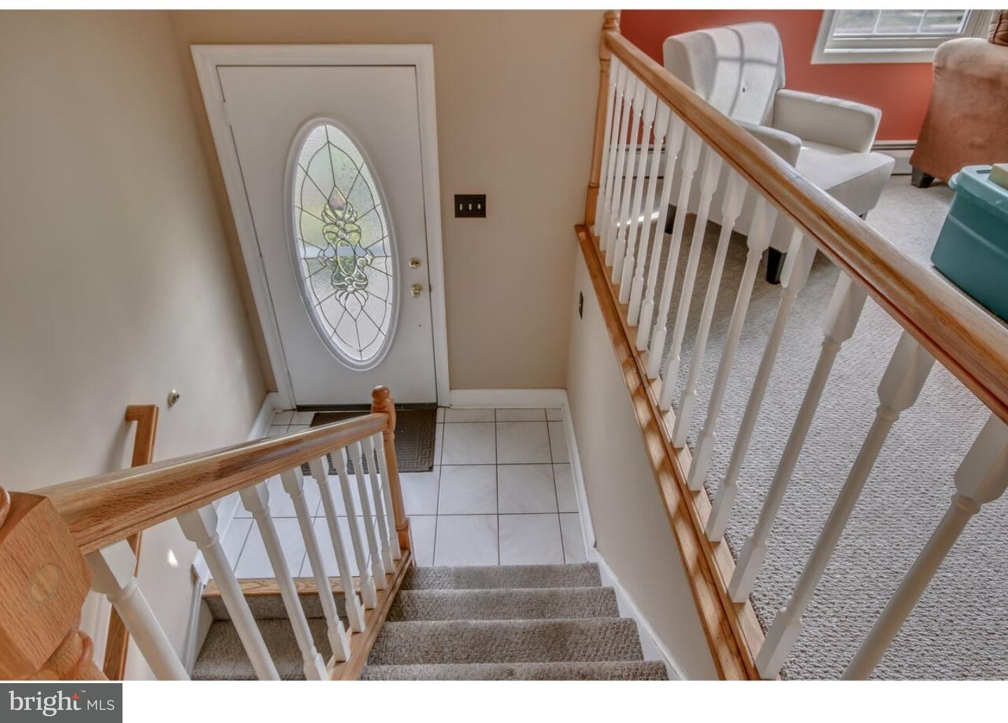 872 Stallion Road Warrington, PA 18976 - Photo 16 of 25 Hallway
