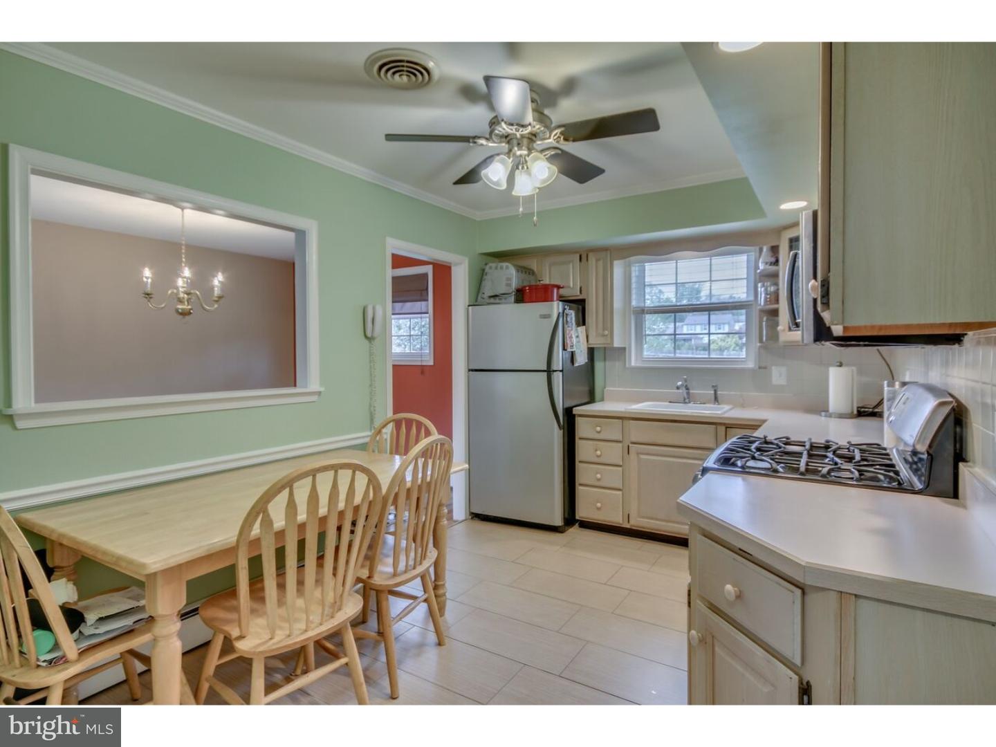 872 Stallion Road Warrington, PA 18976 - Photo 7 of 25 Kitchen