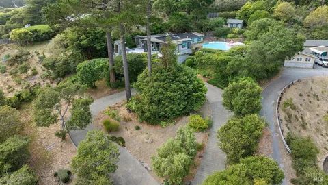 $4,495,000 | 125 Laurel Avenue, Stinson Beach, CA 94970