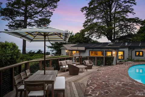 $4,495,000 | 125 Laurel Avenue, Stinson Beach, CA 94970