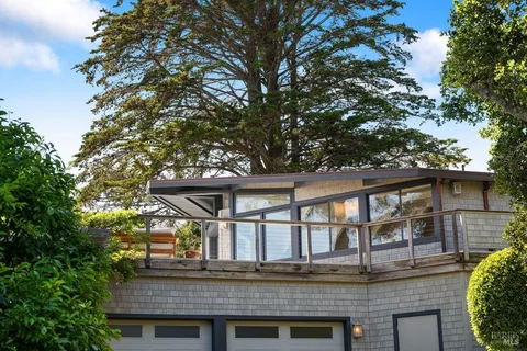 $4,495,000 | 125 Laurel Avenue, Stinson Beach, CA 94970