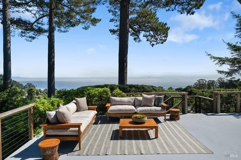 $4,495,000 | 125 Laurel Avenue, Stinson Beach, CA 94970