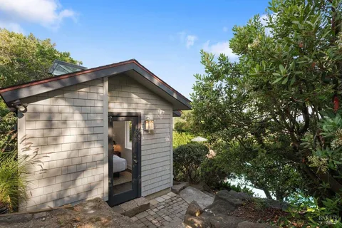 $4,495,000 | 125 Laurel Avenue, Stinson Beach, CA 94970