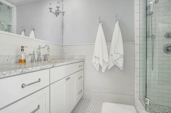$1,495,000 | 3667 East U Avenue, Vicksburg, MI 49097