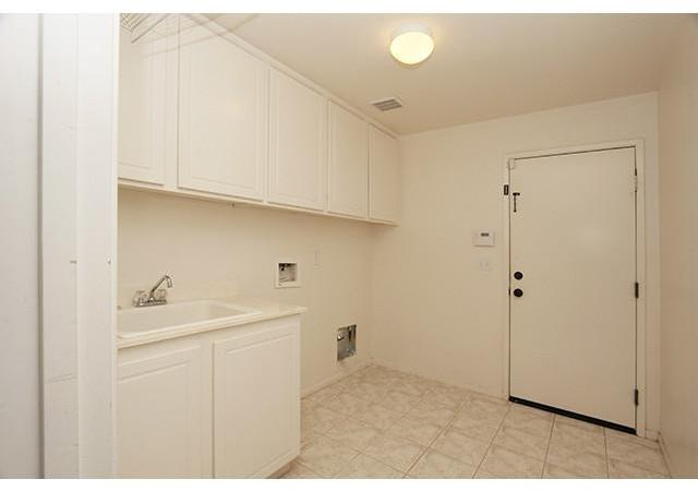 1035 Greenway Road Oceanside, CA 92057 - Photo 9 of 25 Gallery Image 9