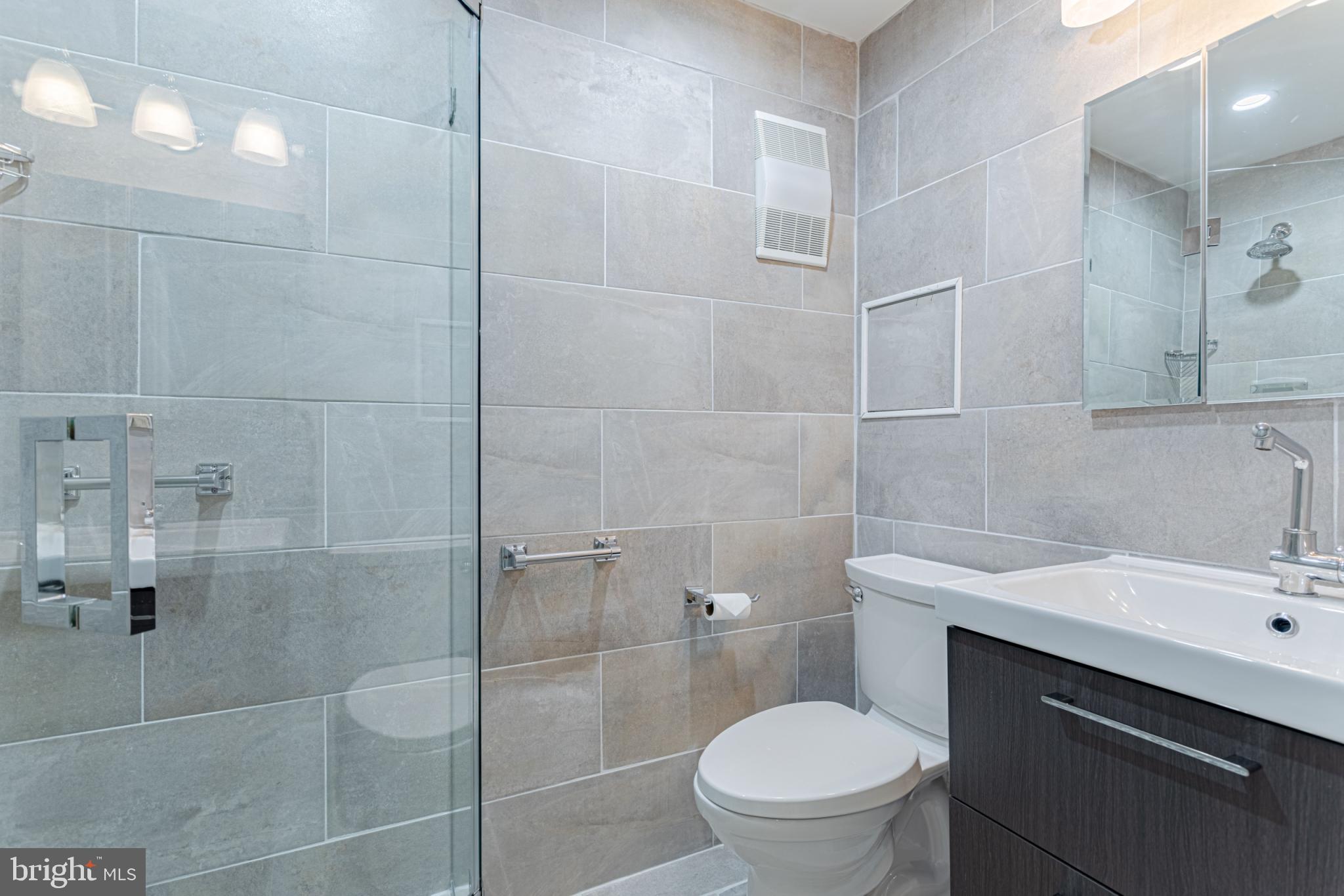 4914 29th Road South, Unit A2 Arlington, VA 22206 - Photo 14 of 54