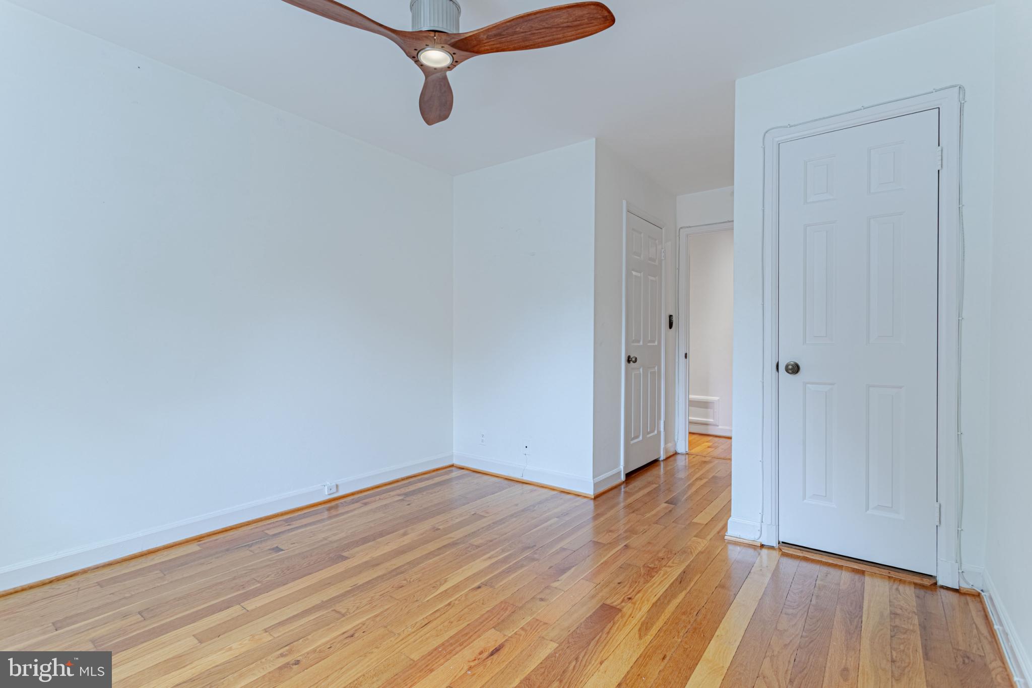 4914 29th Road South, Unit A2 Arlington, VA 22206 - Photo 3 of 54