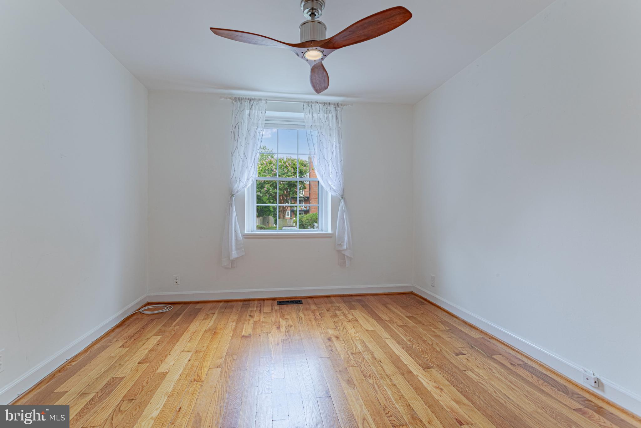 4914 29th Road South, Unit A2 Arlington, VA 22206 - Photo 5 of 54