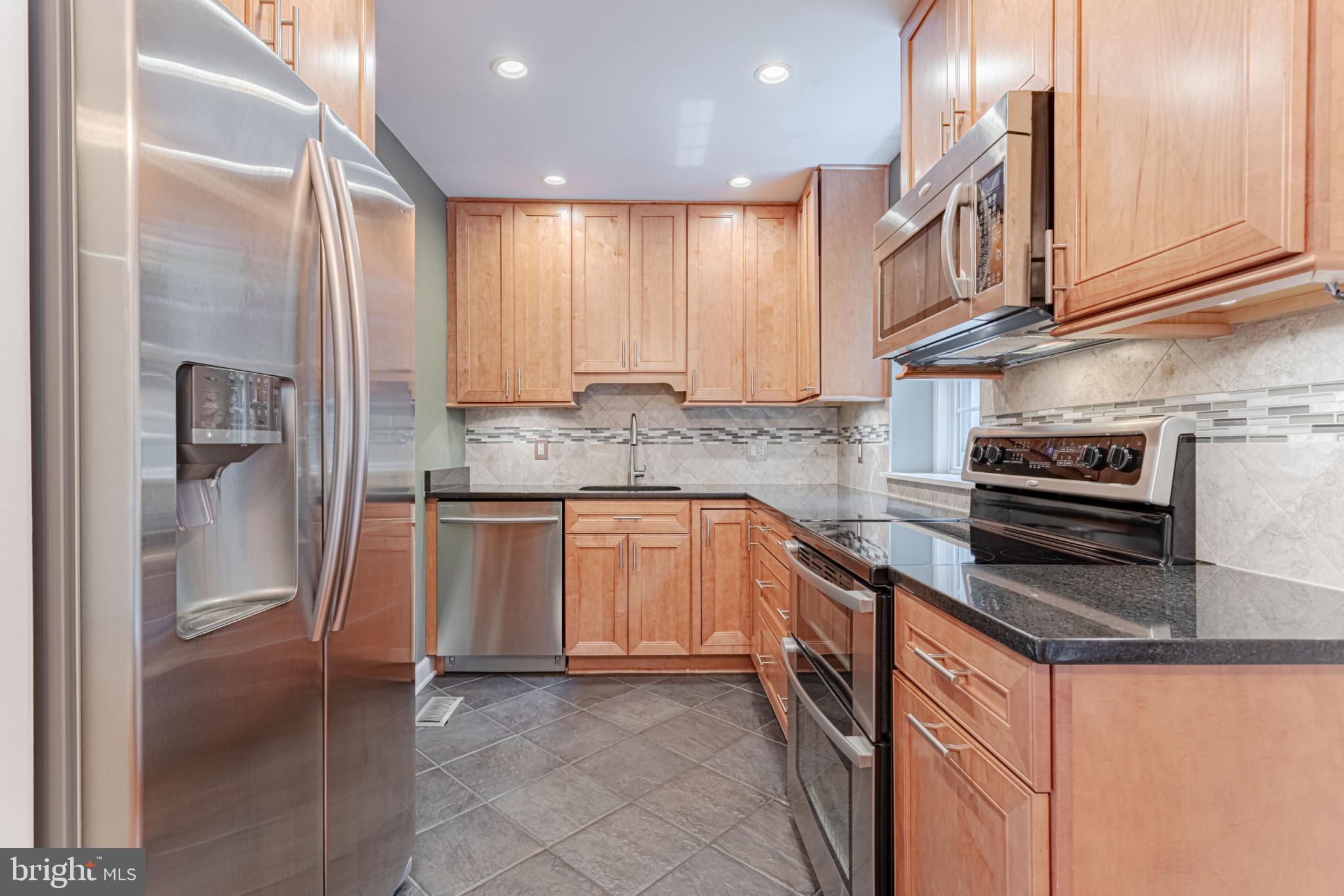 4914 29th Road South, Unit A2 Arlington, VA 22206 - Photo 8 of 54