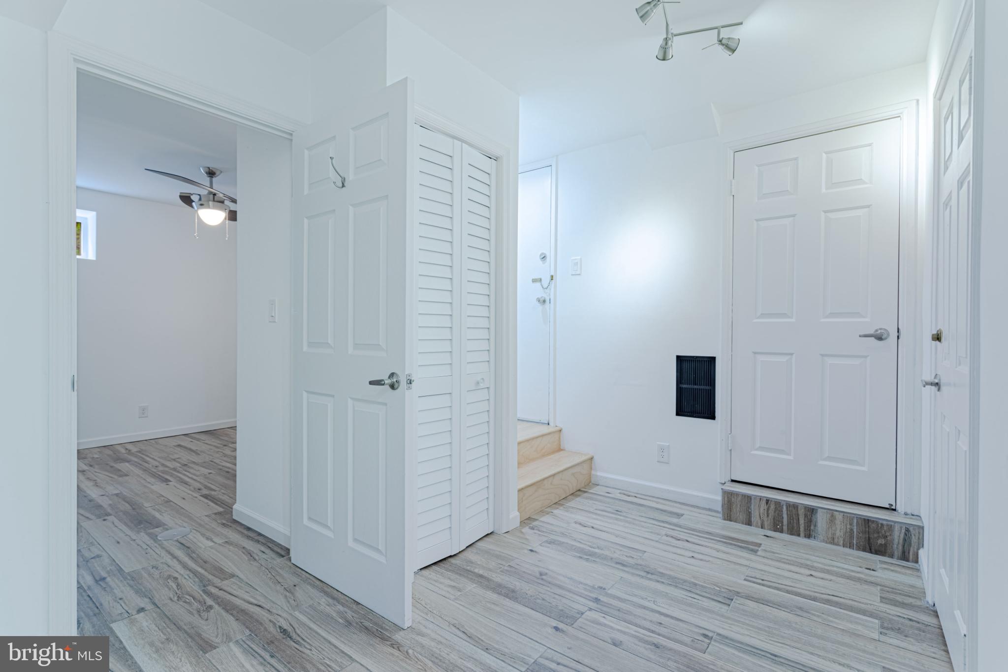 4914 29th Road South, Unit A2 Arlington, VA 22206 - Photo 10 of 54