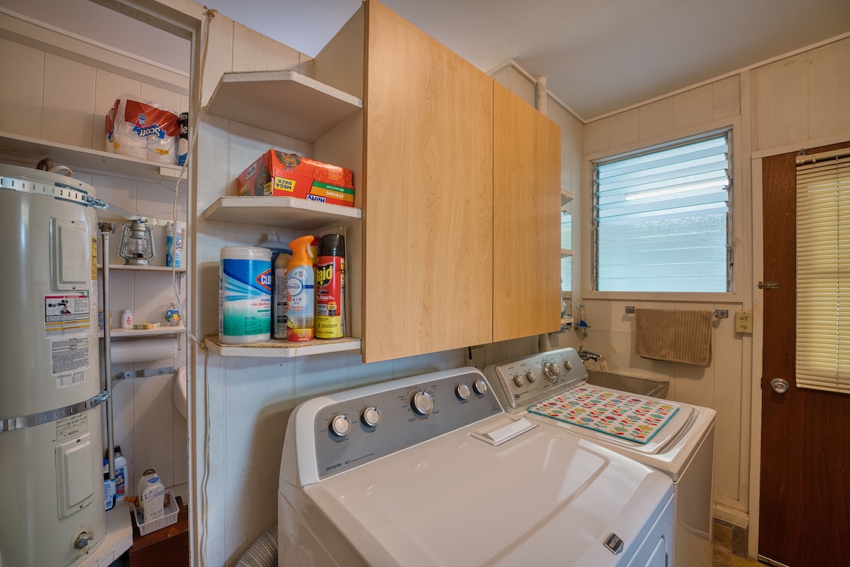 61 Pakalana Street Hilo, HI 96720 - Photo 20 of 30