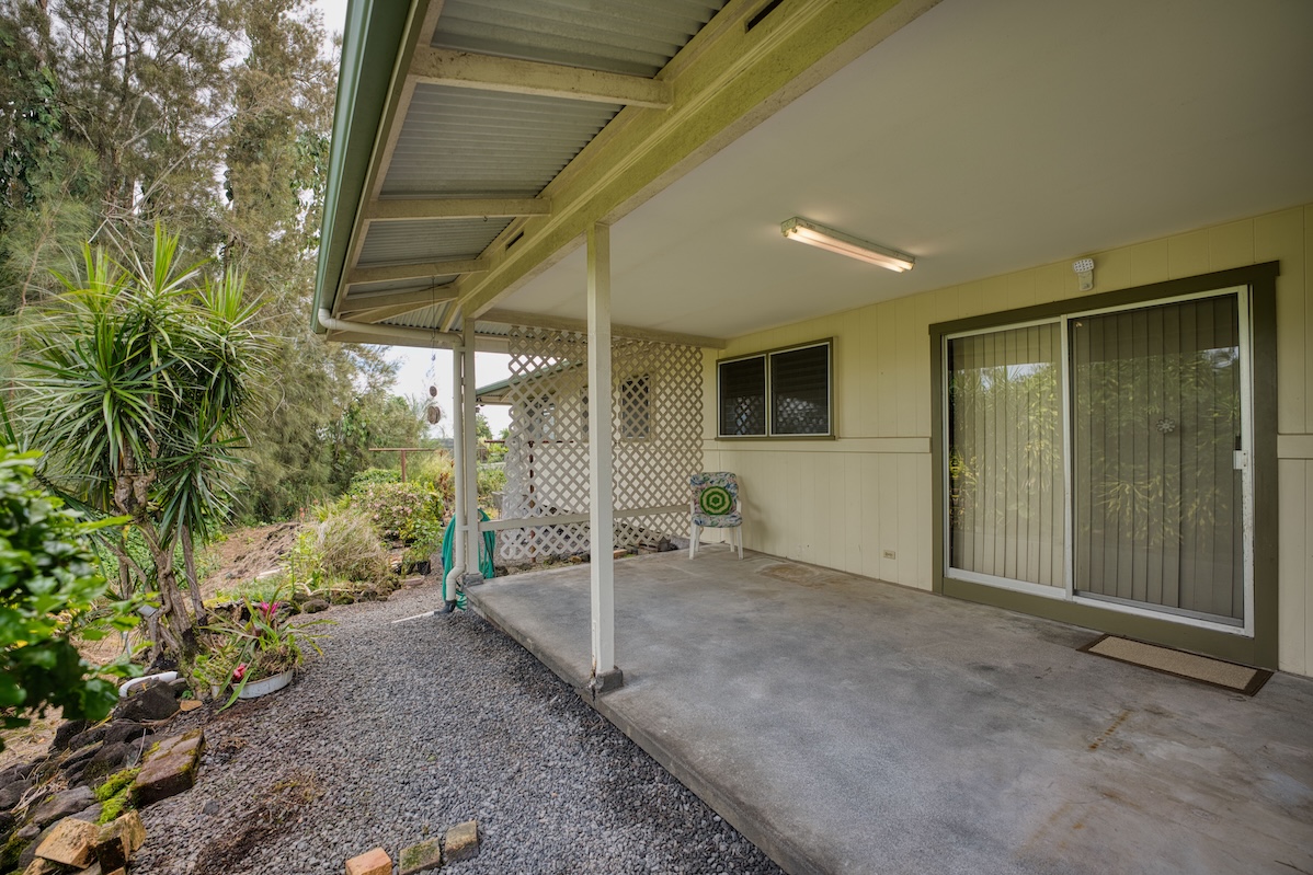 61 Pakalana Street Hilo, HI 96720 - Photo 25 of 30