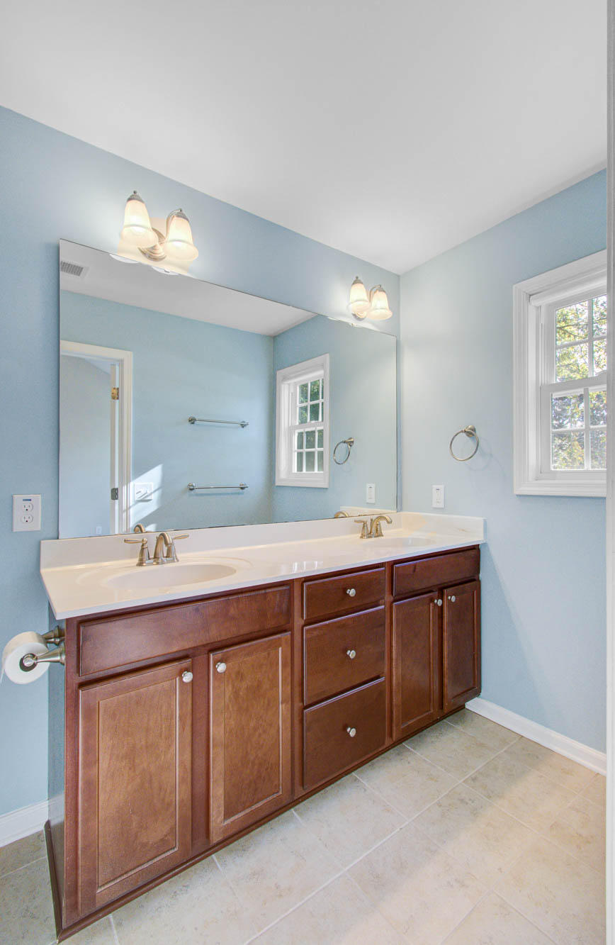 1109 Ocean View Road Charleston, SC 29412 - Photo 21 of 34 Master bath w dual sinks