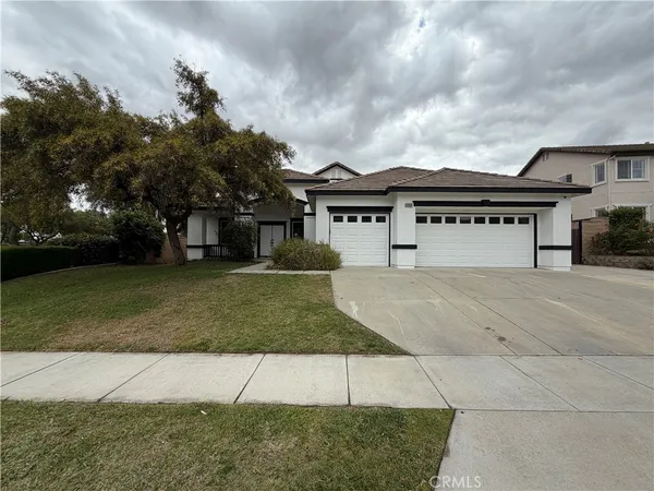$619,900 | 33950 Indigo Place, Murrieta, CA 92563