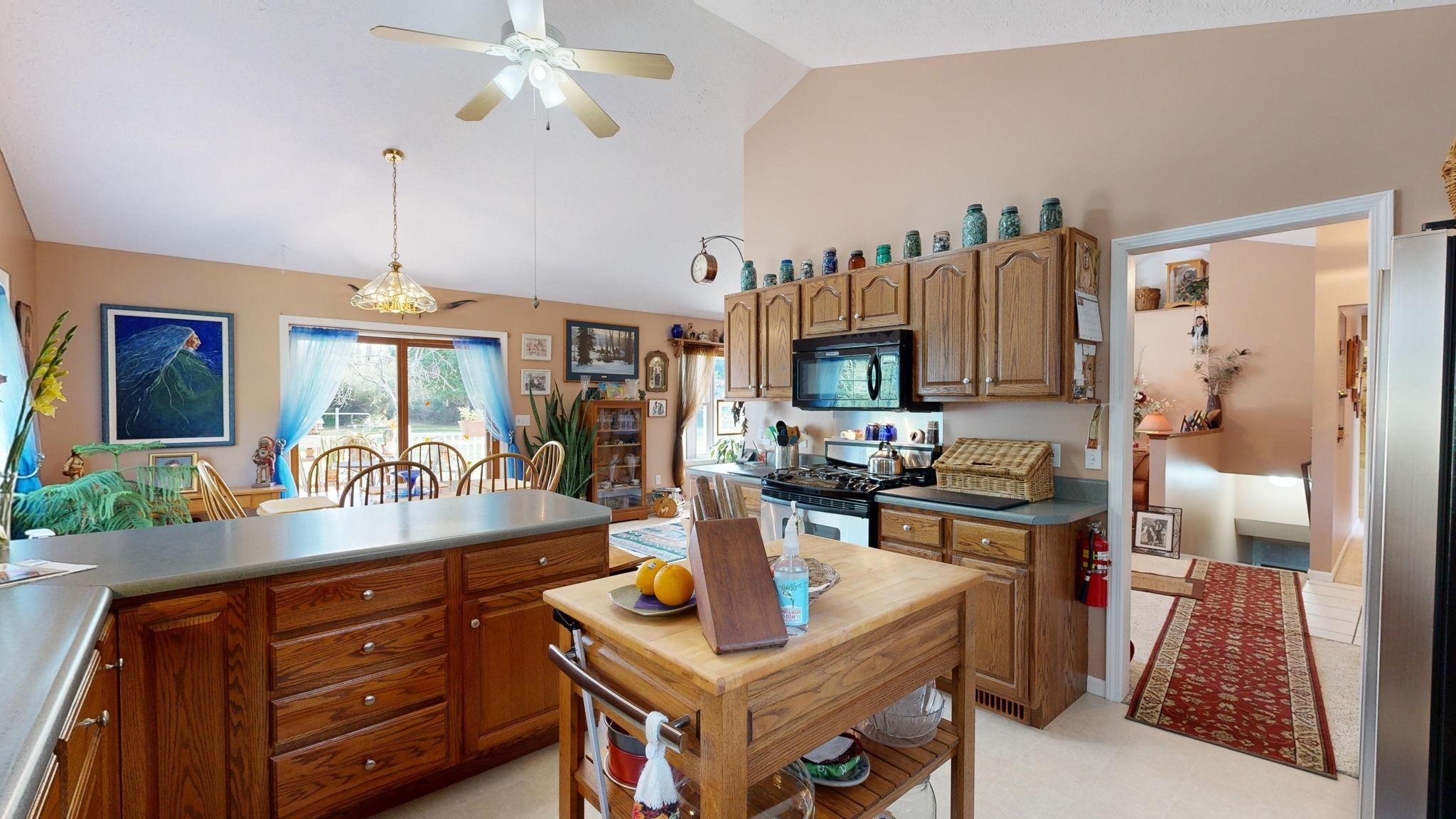3907 West Wing Road Mount Pleasant, MI 48858 - Photo 13 of 57