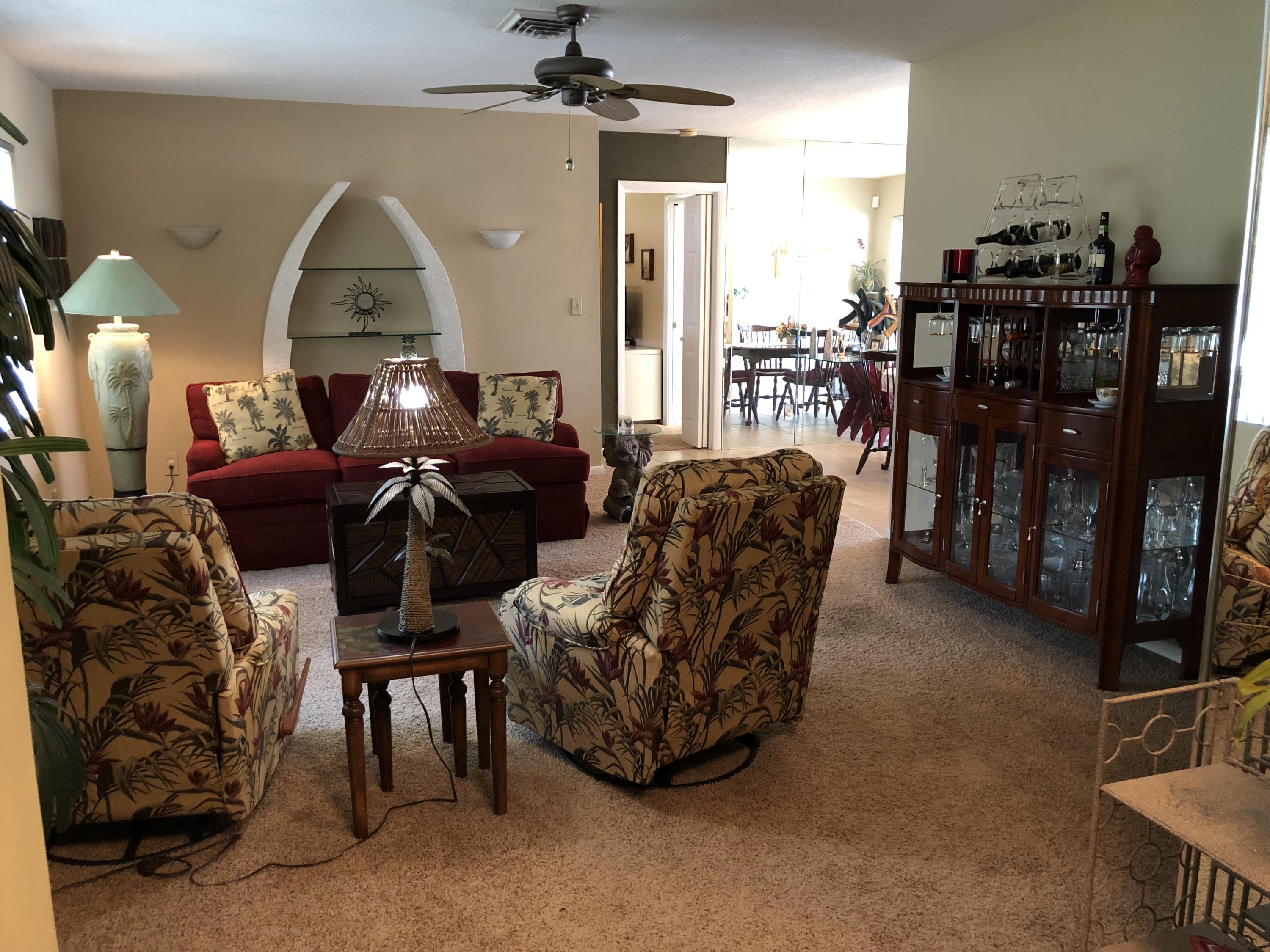 1560 Northwest 11th Street Boca Raton, FL 33486 - Photo 7 of 20 9qmMawDtQ4eiDVAZELOaNA