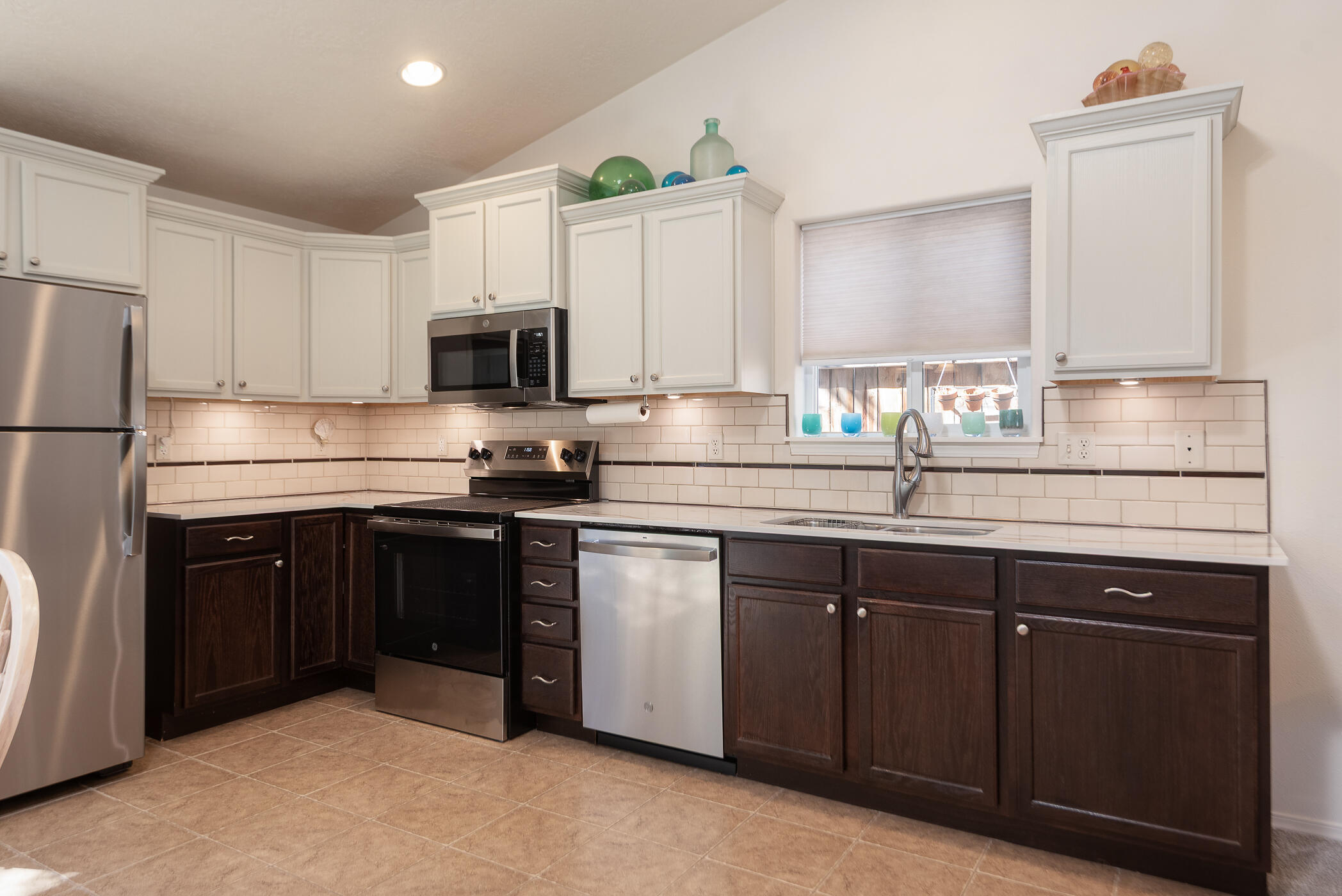 2807 Northeast Spring Water Place Bend, OR 97701 - Photo 6 of 21 06