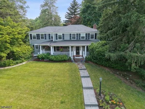 $2,300,000 | 10 West Lane, Madison, NJ 07940