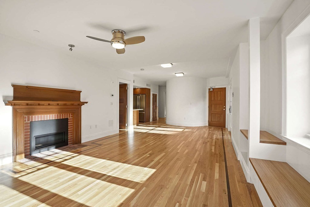 165 Winthrop Road, Unit D Brookline, MA 02445 - Photo 9 of 40