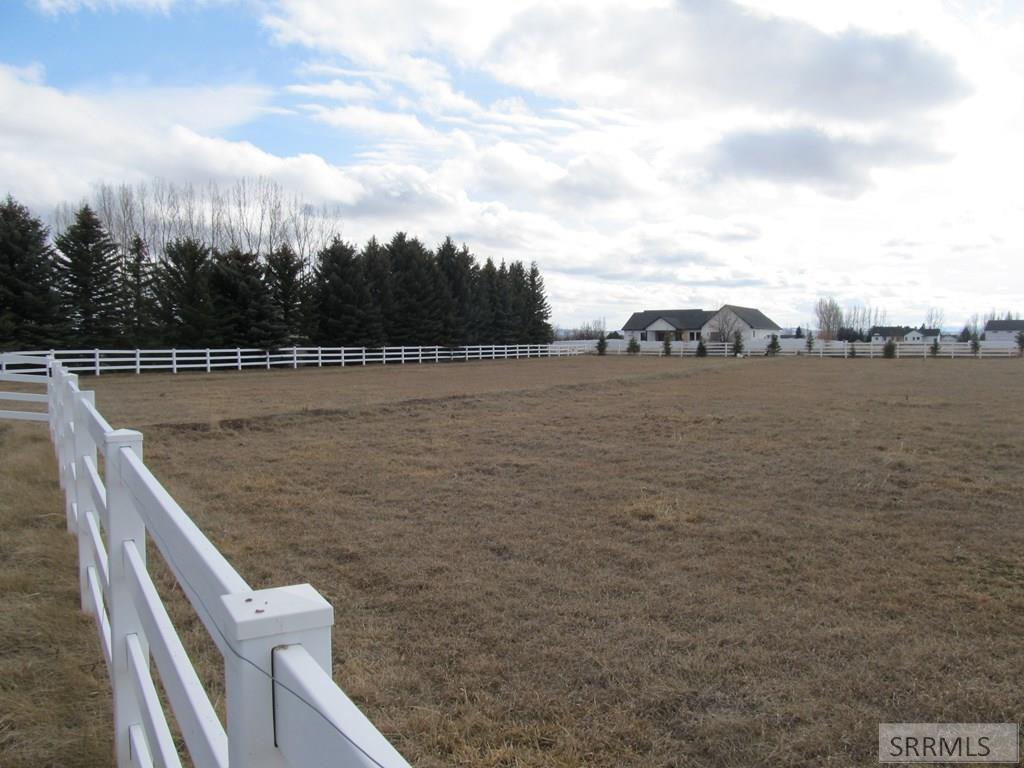 231 North 4135 East Rigby, ID 83442 - Photo 3 of 3