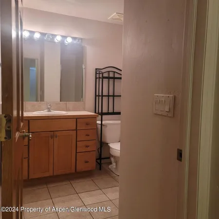 $3,500 | 28 Gamba Drive, Glenwood Springs, CO 81601