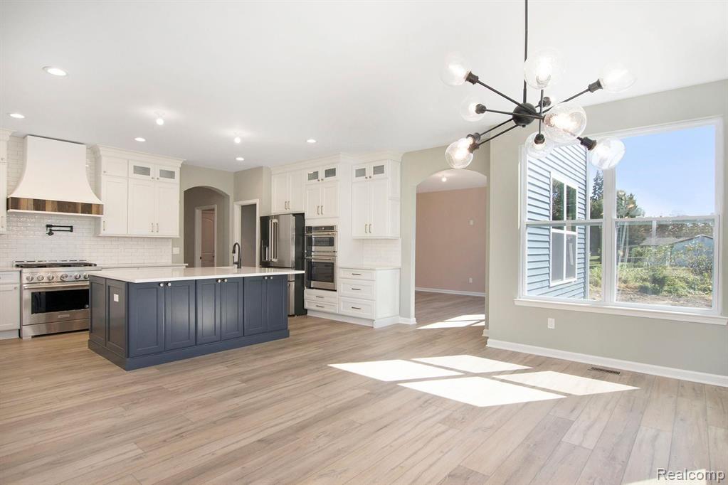 52301 Baker Road Chesterfield, MI 48047 - Photo 8 of 34