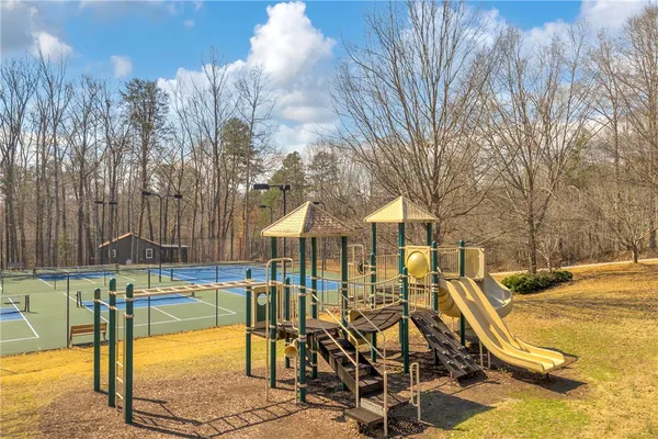 $230,000 | 707 Norton Drive, Westminster, SC 29693