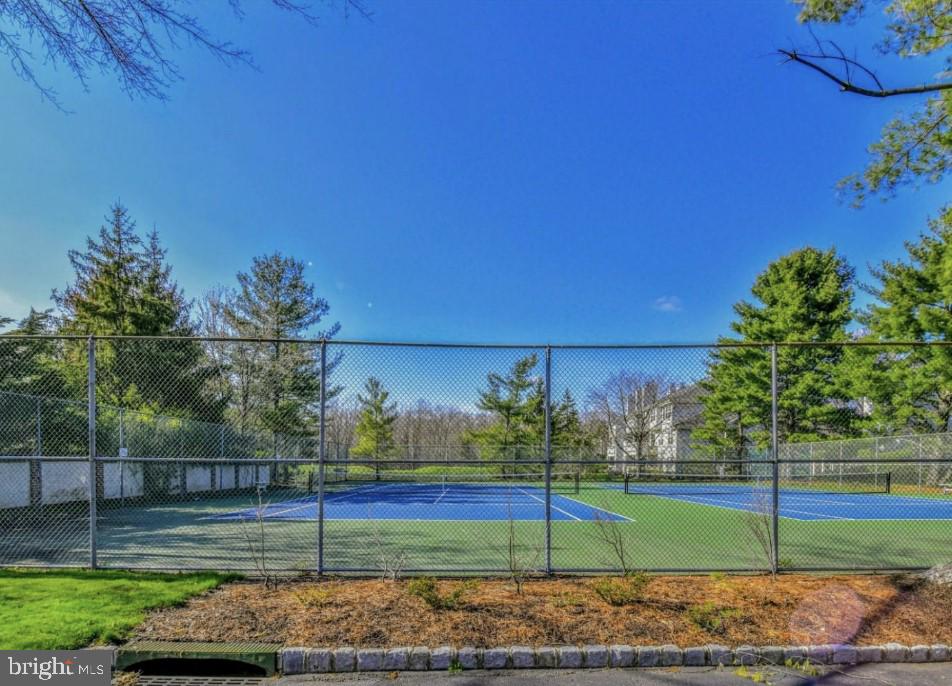 303 Trinity Court, Unit 11 Princeton, NJ 08540 - Photo 36 of 37