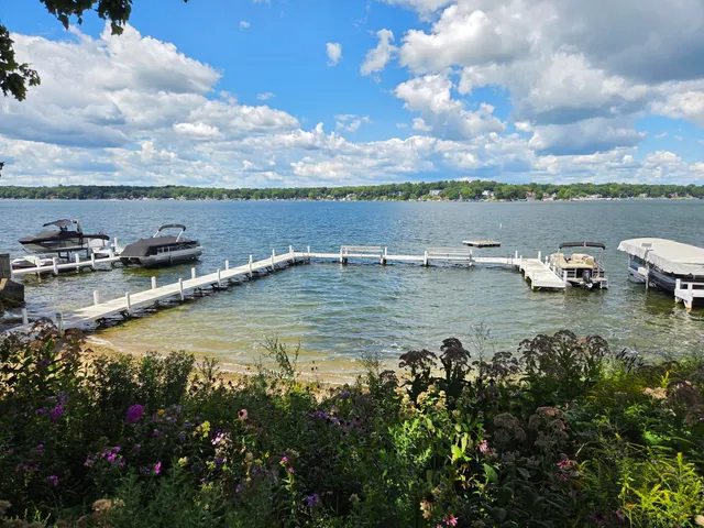 $339,900 | 2816 Mabie Street, Delavan, WI 53115