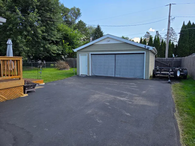 $339,900 | 2816 Mabie Street, Delavan, WI 53115