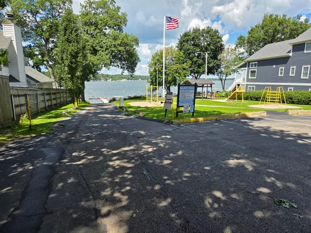 $339,900 | 2816 Mabie Street, Delavan, WI 53115