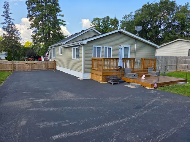 $339,900 | 2816 Mabie Street, Delavan, WI 53115